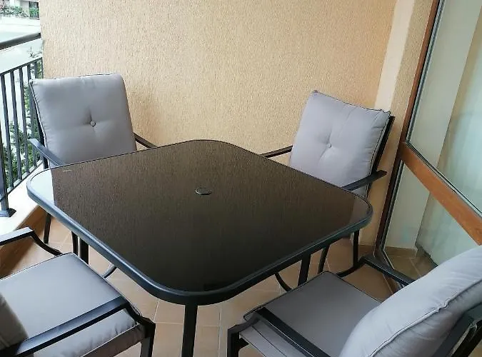 Bright With Parking & Pool Apartament Święty Włas