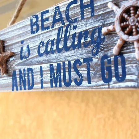 Apartment Bright With Parking & Pool