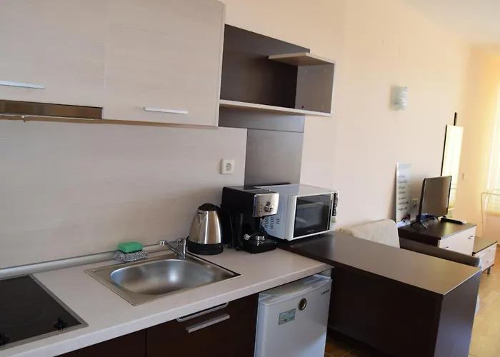 Bright With Parking & Pool * Sveti Vlas