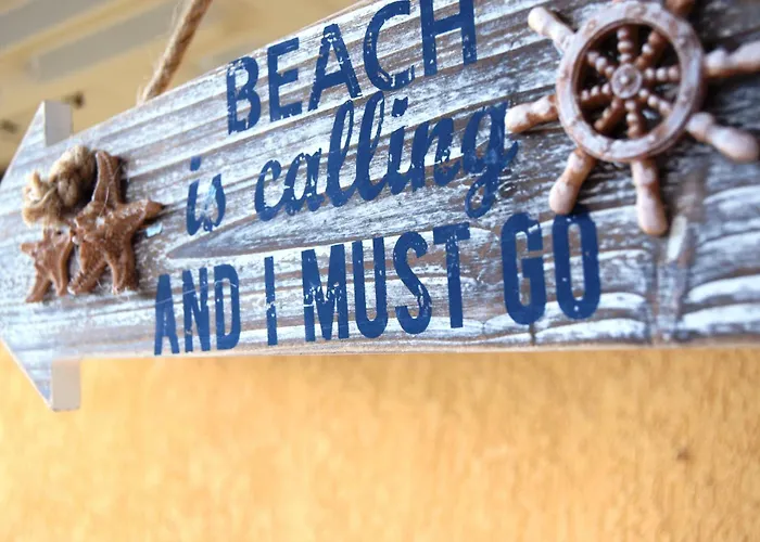 Lejlighed Bright With Parking & Pool